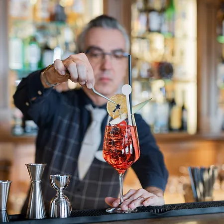 Hotel Riffelalp 2222m Ski-in & Ski-out