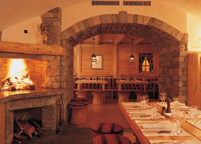 Riffelalp 2222m Ski-in & Ski-out 5*