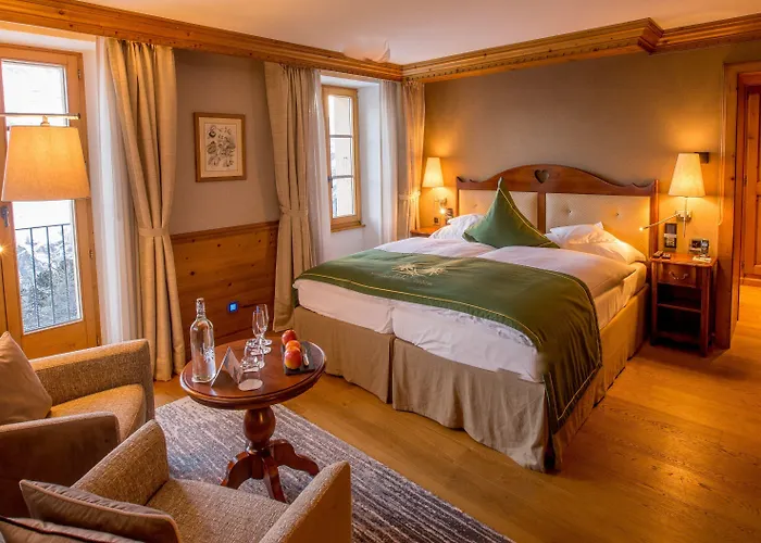 Riffelalp 2222m Ski-in & Ski-out 5*