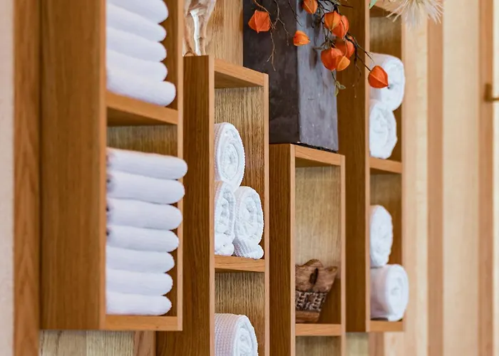 Riffelalp 2222m Ski-in & Ski-out 5*