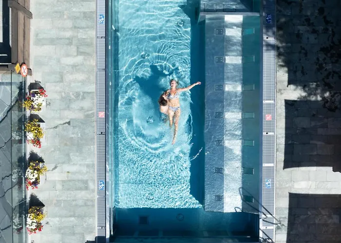 Riffelalp 2222m Ski-in & Ski-out Готель