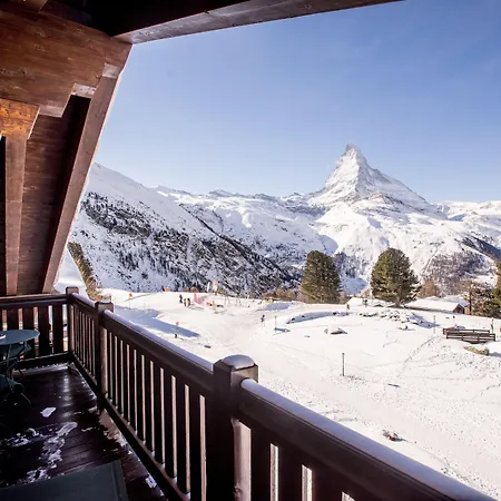 Riffelalp 2222m Ski-in & Ski-out 5* Zermatt