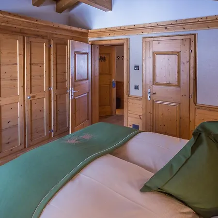 Szálloda Riffelalp 2222m - Ski-in, Ski-out 5*