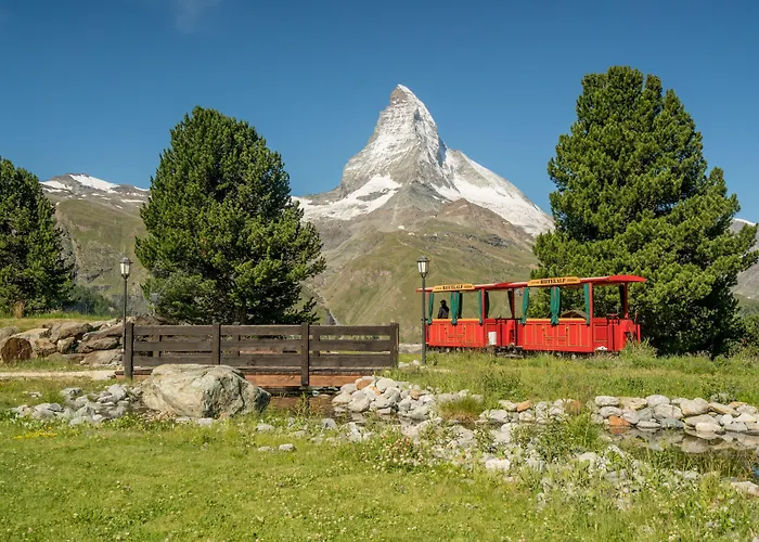 Riffelalp 2222m Ski-in & Ski-out 5*